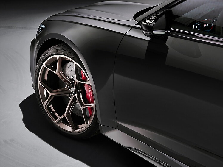 Audi Relies on SportContact 7 Tires for Its RS 6 Avant performance