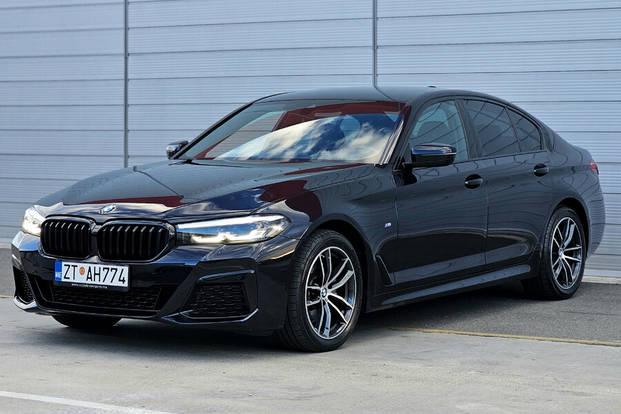 BMW 520d 520d M X-drive Mhev